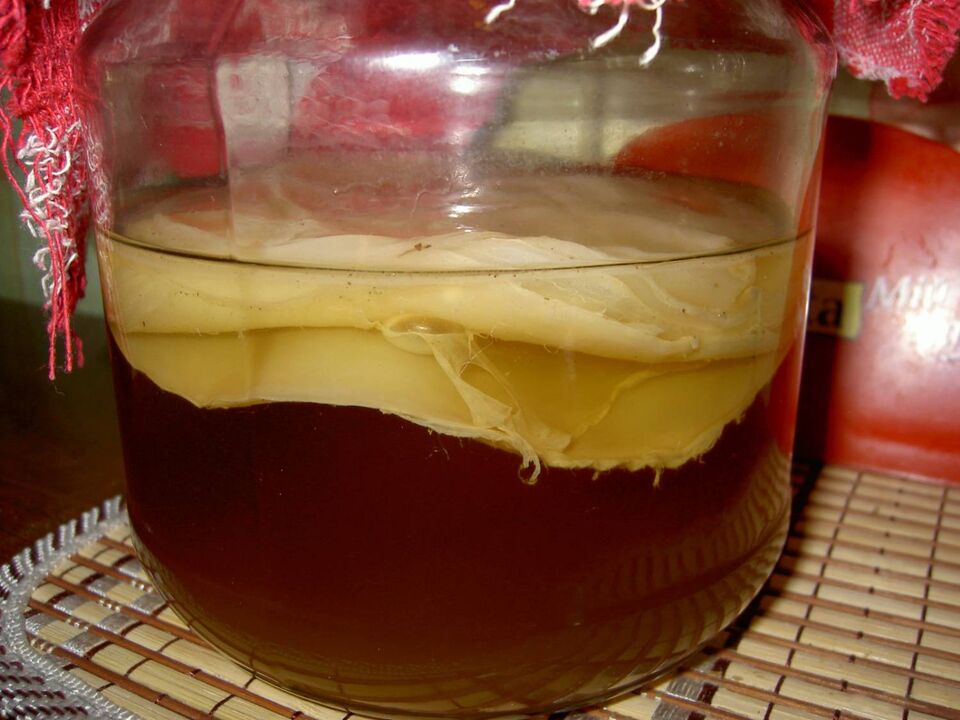 Kombucha is an effective remedy for treating foot fungus. 